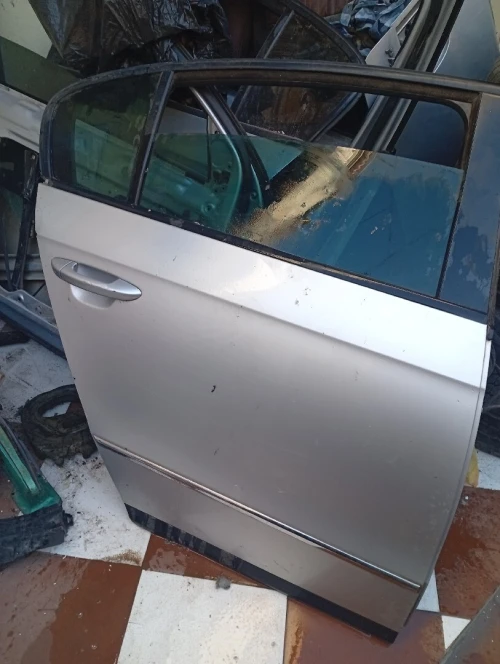 Vend diverses pièces Passat B6