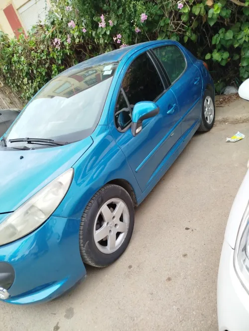 Peugeot 207 2008 207