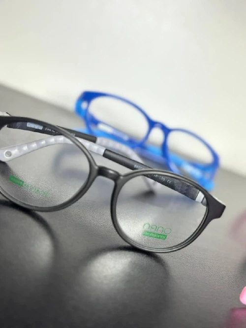 Lunette de vue enfant garçon fille de 4ans à 16 ans