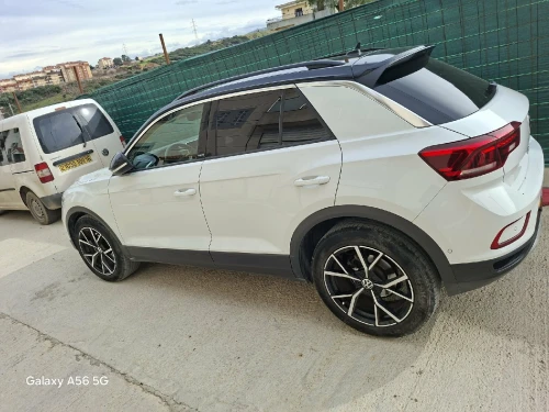 Volkswagen T-Roc 2023 Move