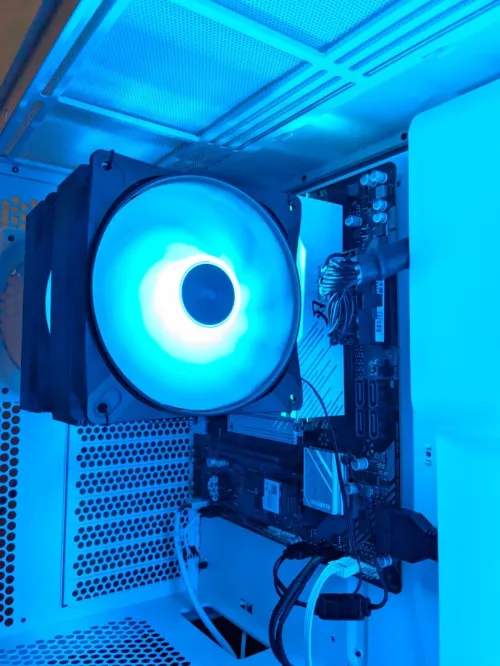 PC GAMER - B650 GAMING X WIFI 6E - RYZEN 5 9600X - 32GB RGB DDR5 - SAMSUNG 1TB SSD - NZXT H5 RGB - Be Quiet - NZXT 650W GOLD - MX6