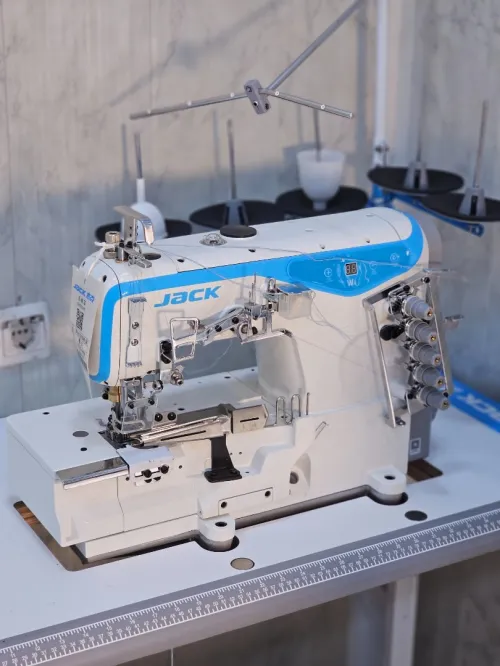 Machine a collerette ourleuse jack w4 كولورات جاك