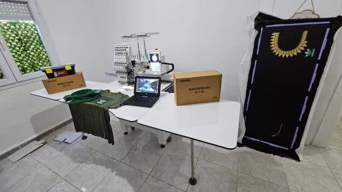 Machine de broderie FORTEVER ماكنات الطرز الإلكتروني فورتيفر