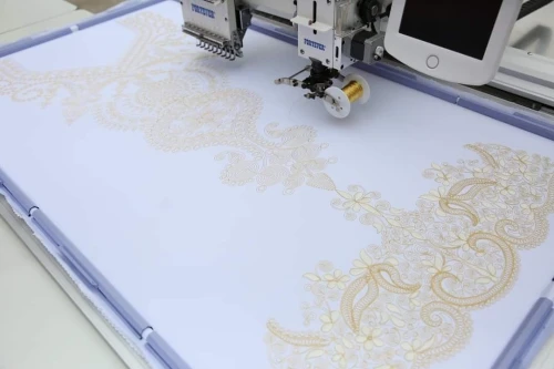 Machine de broderie FORTEVER ماكنات الطرز الإلكتروني فورتيفر