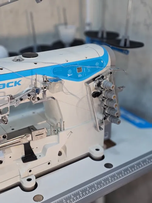 Machine a collerette ourleuse jack w4 كولورات جاك