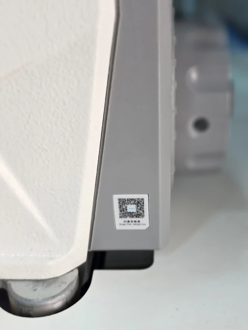 Machine a surjeuteuse jack E4S ماكنة سرفلة جاك 4 فيل E4S