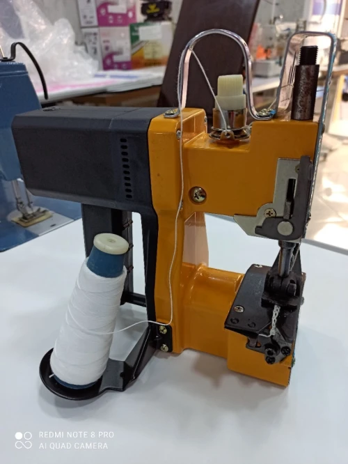 Machine a coudre  pour sac 
