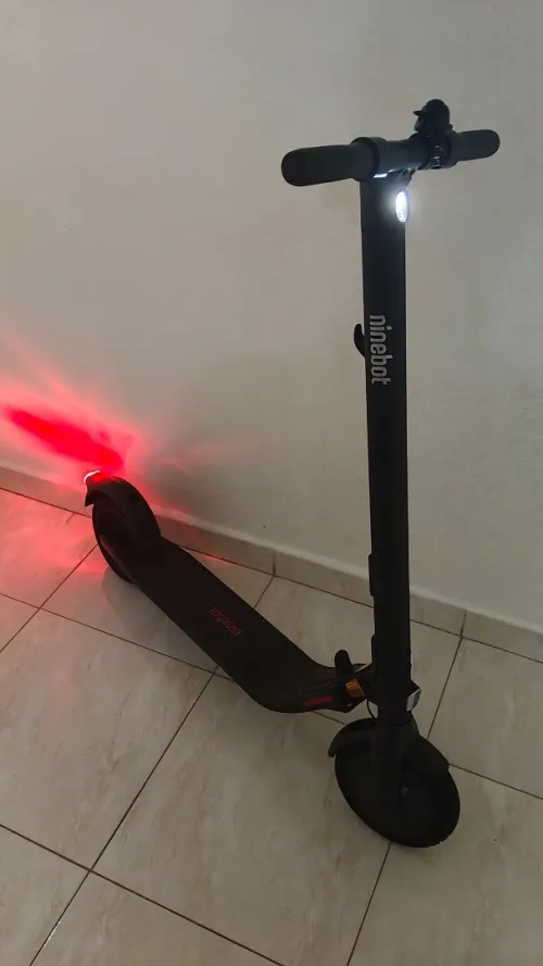 trottinette électrique Ninebot E22E