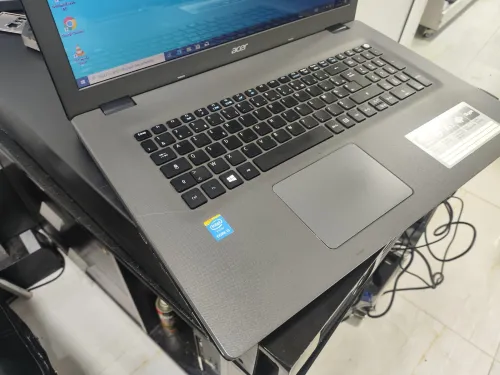 Acer 17 pouce