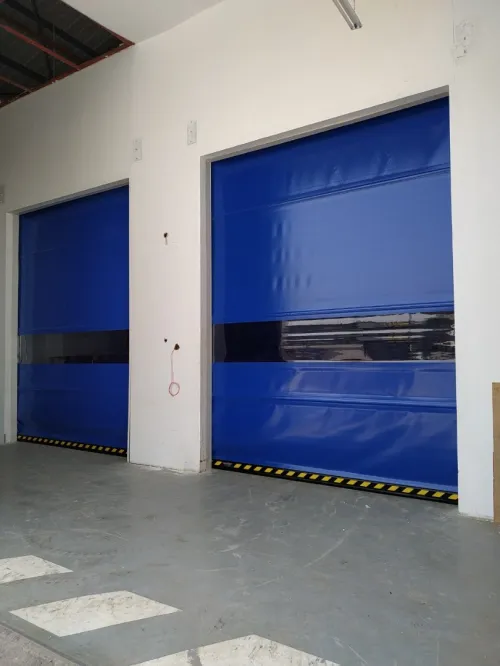 Installation des portes souples rapides enroulables