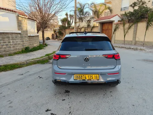 Volkswagen Golf 8 2025 R-Line