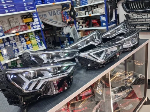 Phare Audi Q3