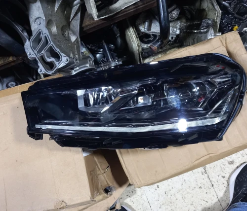 Phare skoda fabia 2023