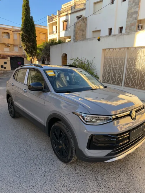 Volkswagen Tahru 2025 XR