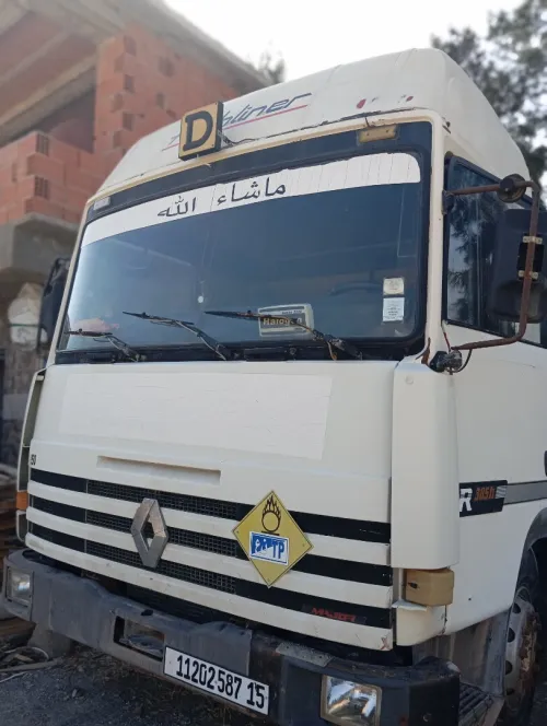 Renault Camion tracteur Renault 65 1987
