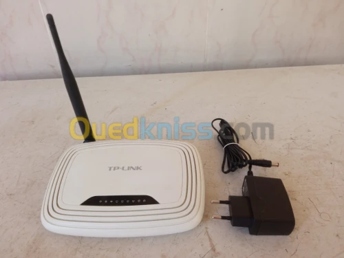 A VENDRE TP LINK150 MBPS WIRELESS  N ROUTER