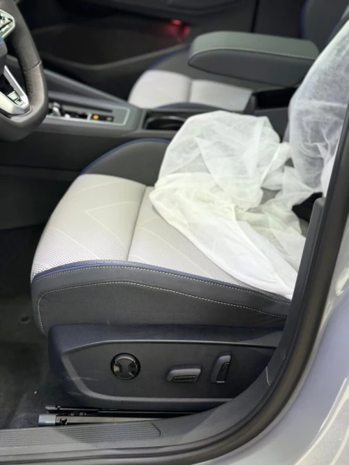 Volkswagen Golf 8 2026 Pro R-line