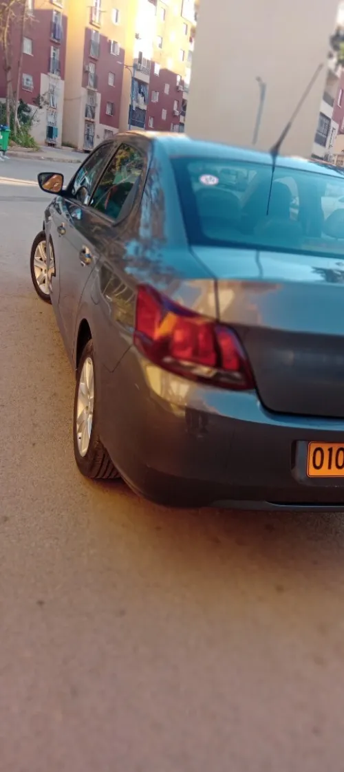 Peugeot 301 2023 Allure