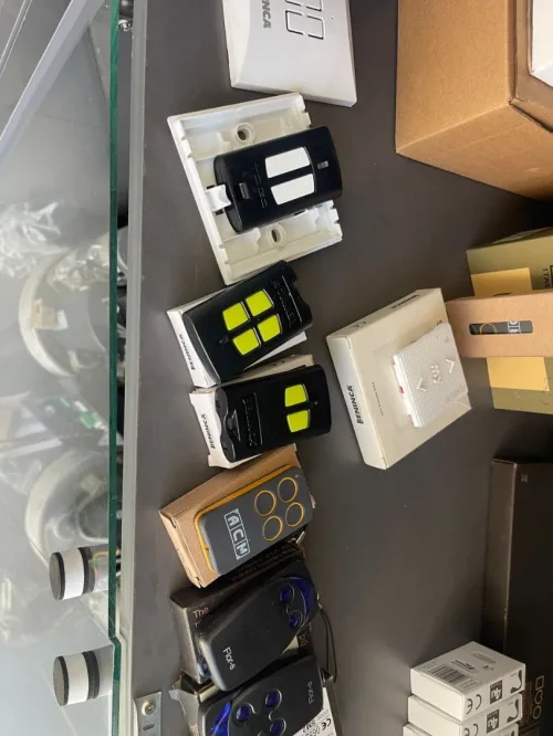 TÉLÉCOMMANDE POUR GARAGE