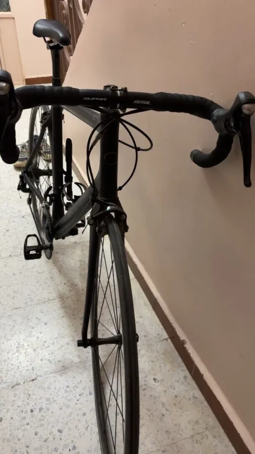 VELO GUIDON COURS PROFESSIONNELS TOUT EN CARBONE 