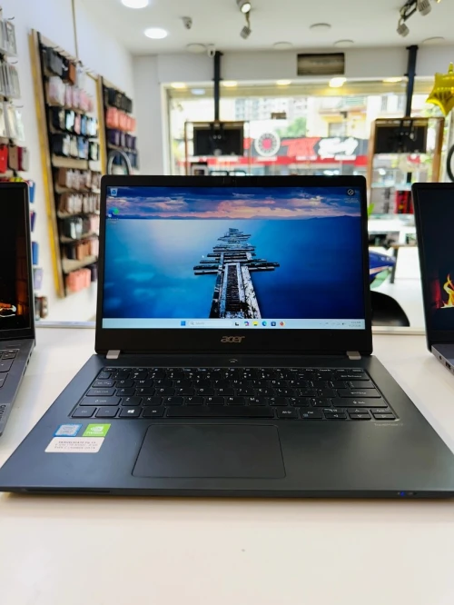 PC PORTABLE ACER i7/8th 16/512GB