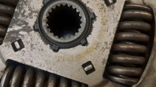 Volant moteur fixe expert 407.