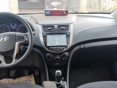 Hyundai Accent RB  4 portes 2018 Accent RB  4 portes