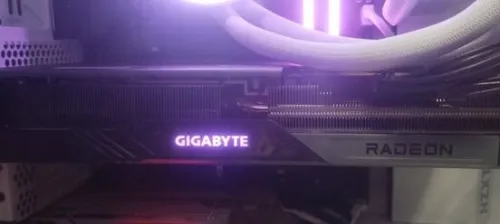 gigabyte rx 7700 xt gaming oc 12gb