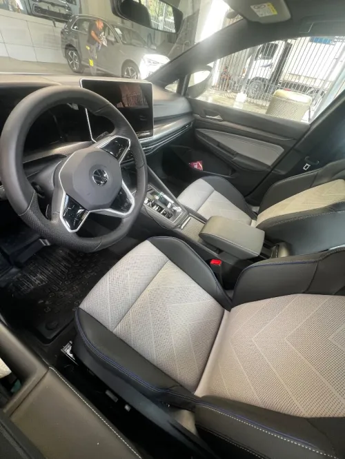 Volkswagen Golf 8.5 2025 R-Line
