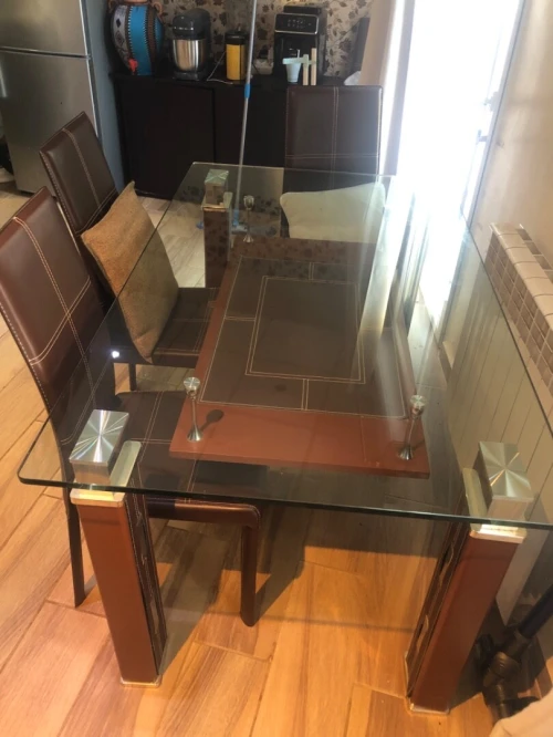 Table plus chaise 