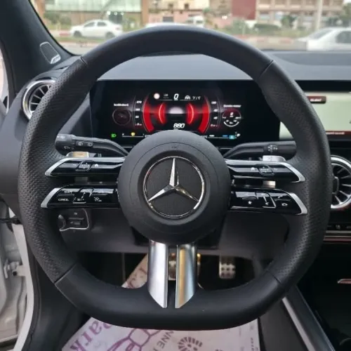 Mercedes GLA 2025 AMG