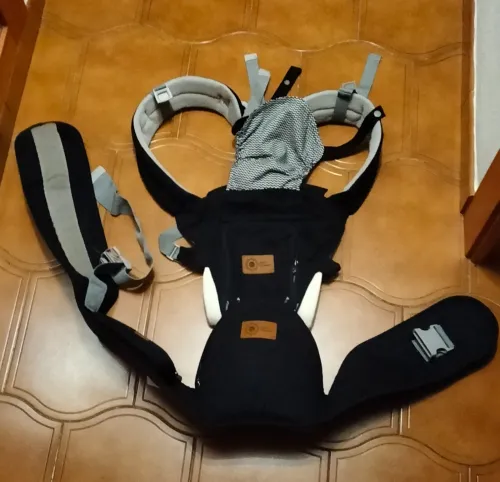 Sac kangourou porte bébé jusqu'à 15 kg