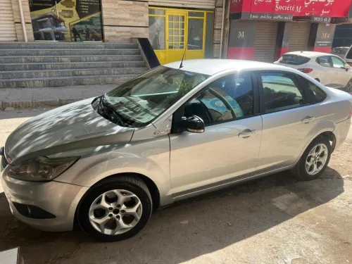 Ford Focus 5 portes 2010 Focus 5 portes