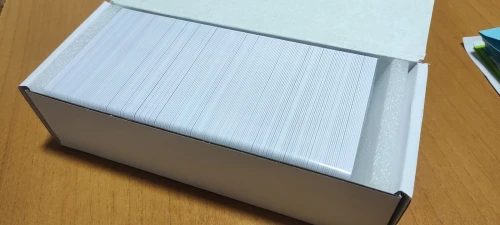 Carte ou badge PVC à puce RFID de très haute fréquence 840-960Mhz