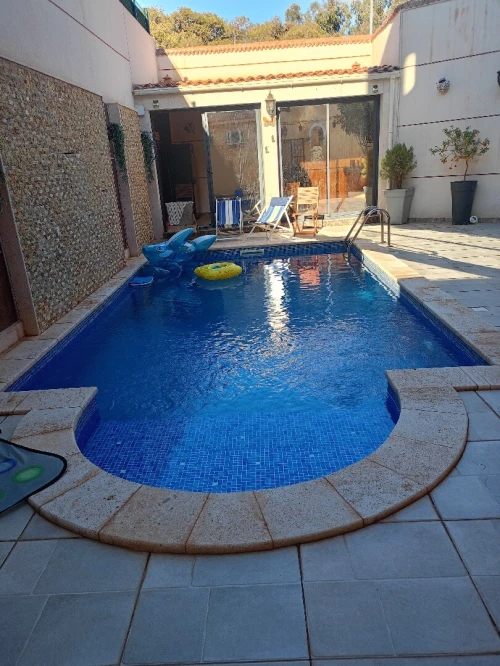Bâche de couverture piscine 