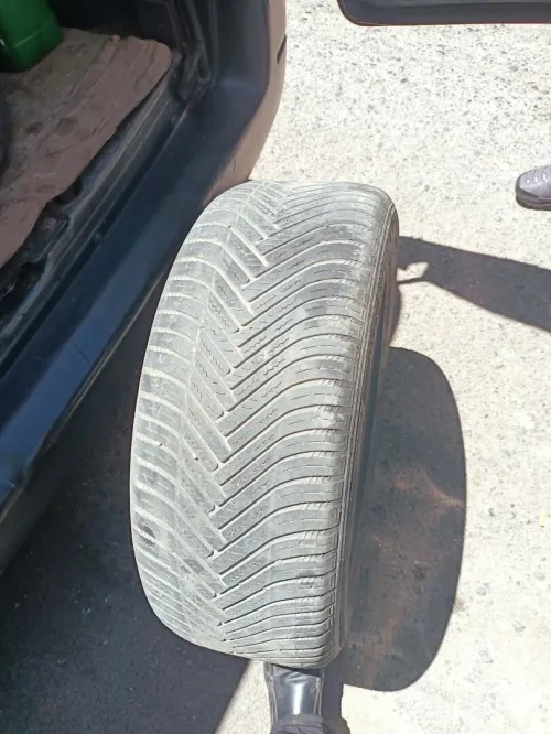 Hankook 225 55 R17