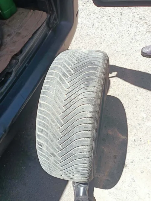 Hankook 225 55 R17