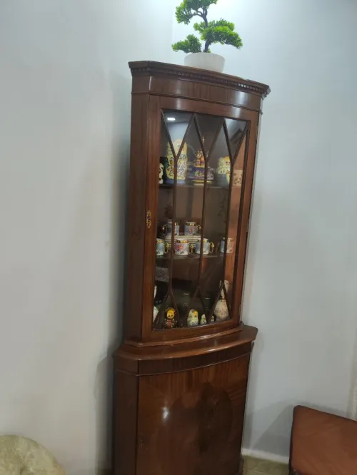Meuble salle a manger. Argenterie 