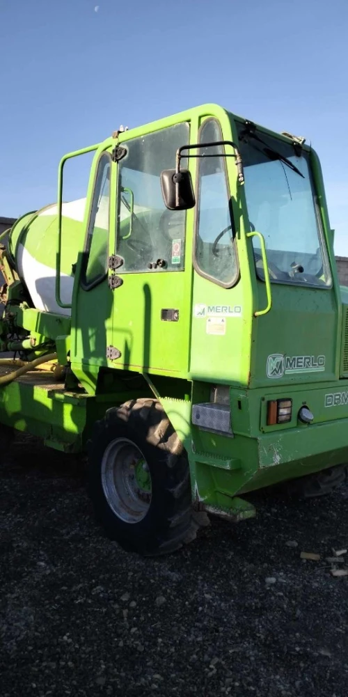 location auto bétonnière Fiori 180 et Merlo 250