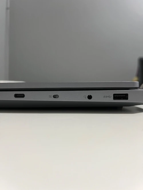 Lenovo LOQ 15ARP9