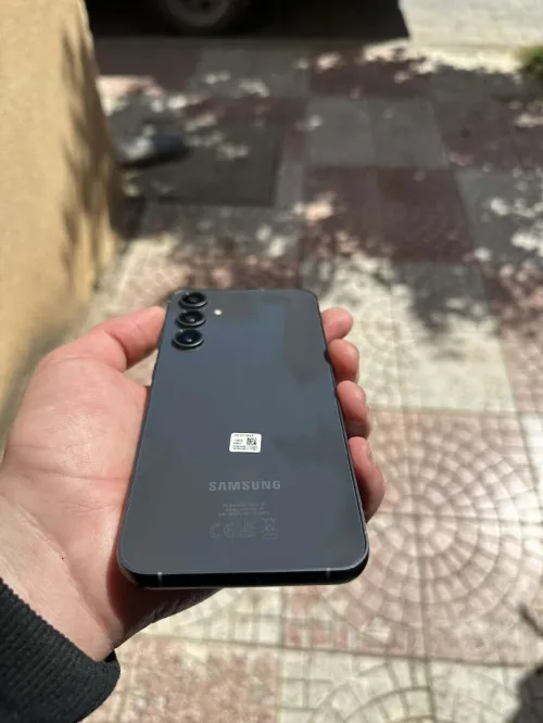 Samsung S23fe