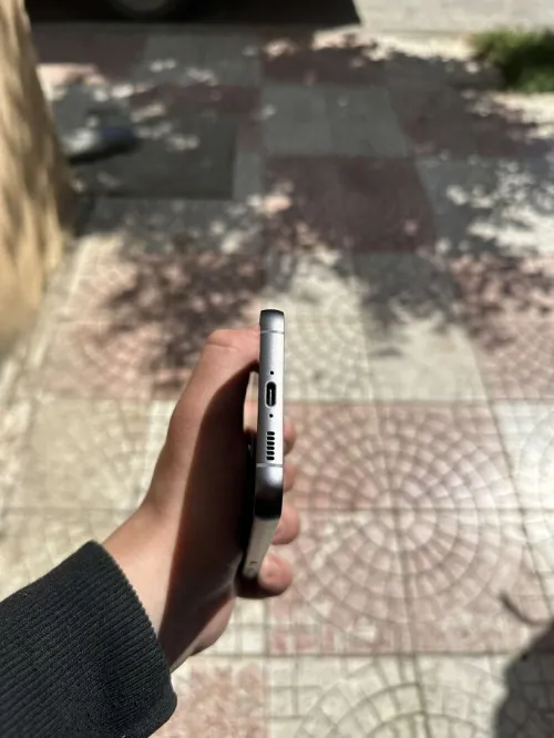 Samsung S23fe