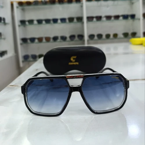Lunettes originales Carrera new