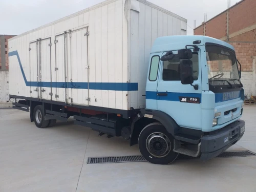 Renault M250 1986