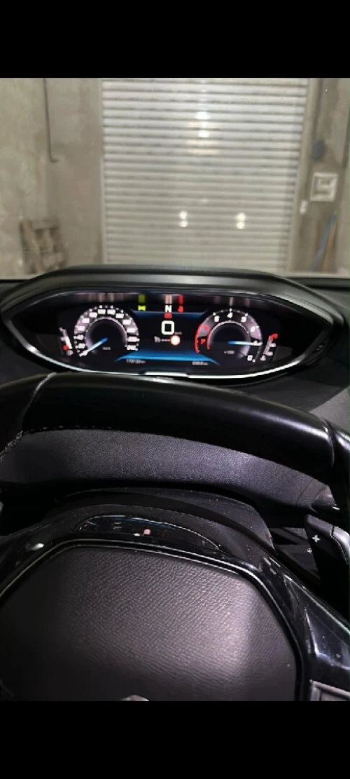 Peugeot 5008 2023 