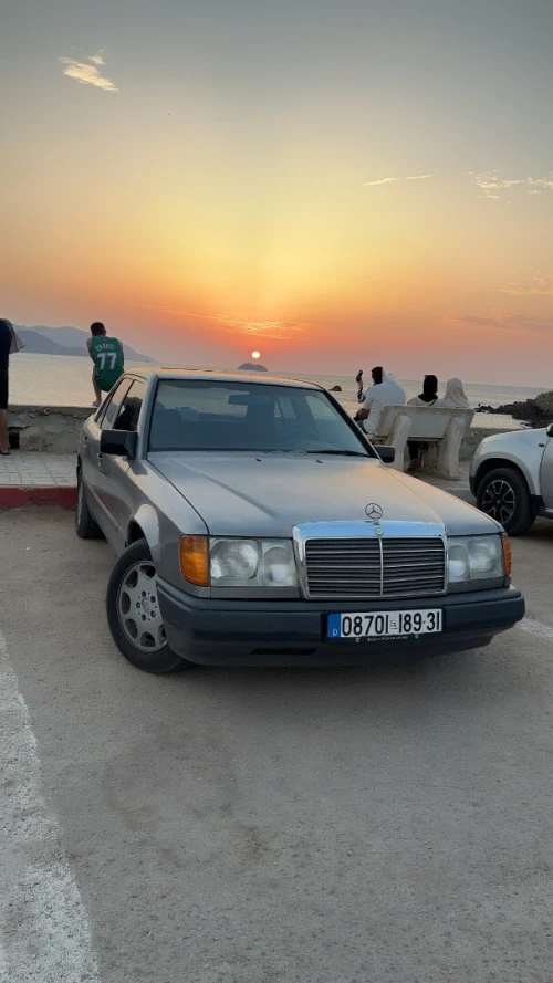 Mercedes W124 300D 1989 