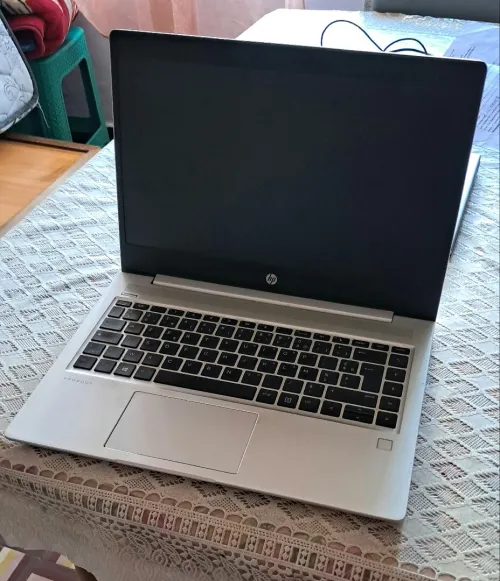 Hp ryzen 3 4300u 8gb 256gb 