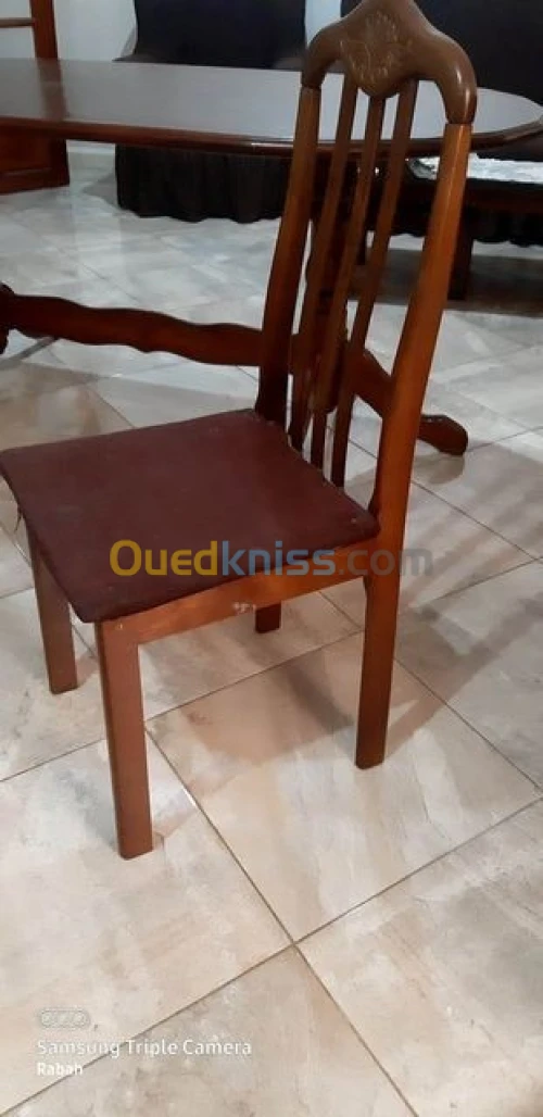 TABLE DE SALON EN HETRE