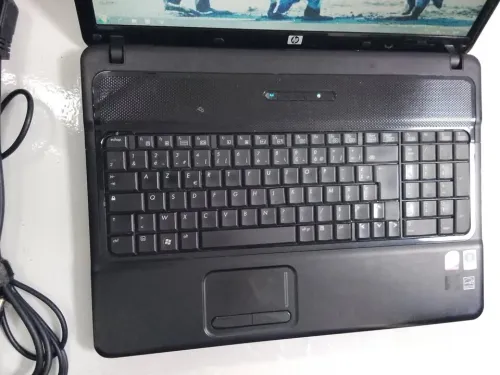 Laptop HP,  core 02 duo,  320 Go HDD,  04 Go de RAM,
