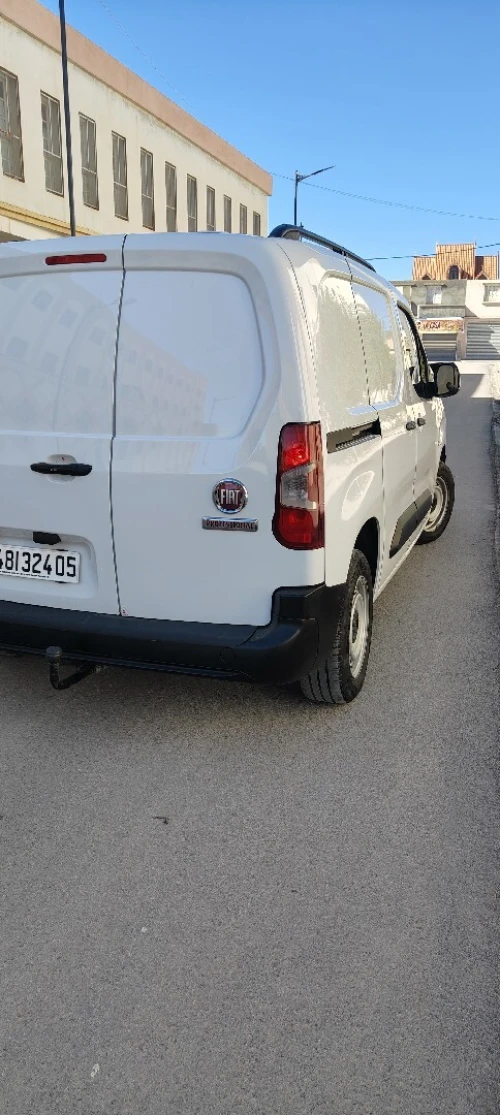 Fiat Doblo 2024 Italie
